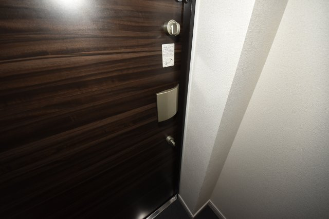 プレサンス心斎橋ニスト