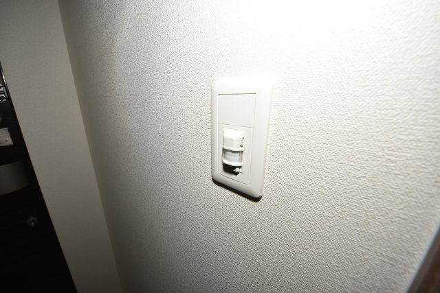 プレサンス心斎橋ニスト