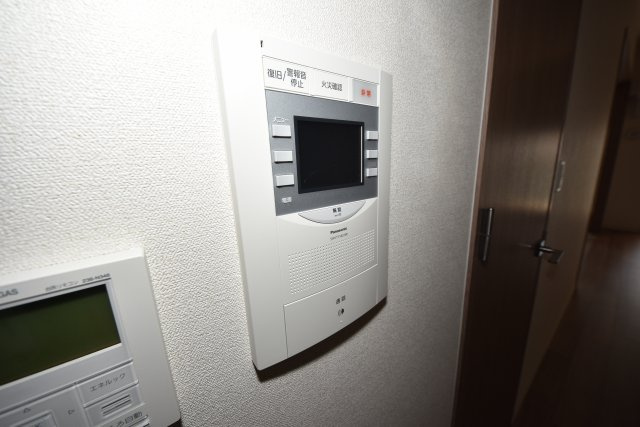 プレサンス心斎橋ニスト