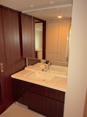 【洗面所】 | プレミスト四日市駅前 | ※同建物同型別のお部屋