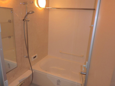 【浴室】 | プレミスト四日市駅前 | ※同建物同型別のお部屋