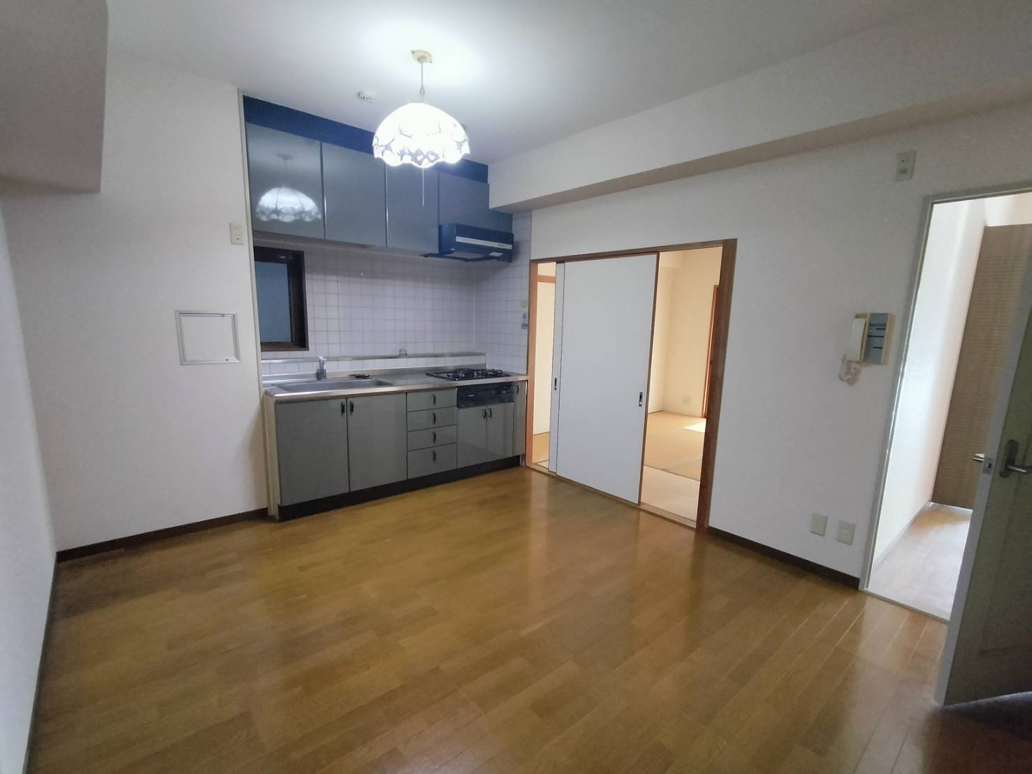 リーグレック元町の居間・リビング