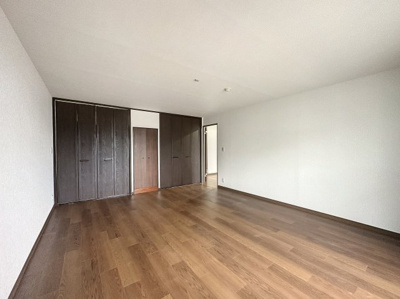 【内装】 | ポーラスターアキモト