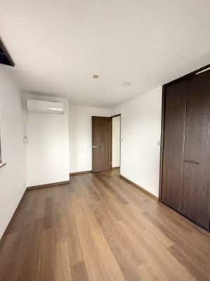 【洋室】 | ポーラスターアキモト