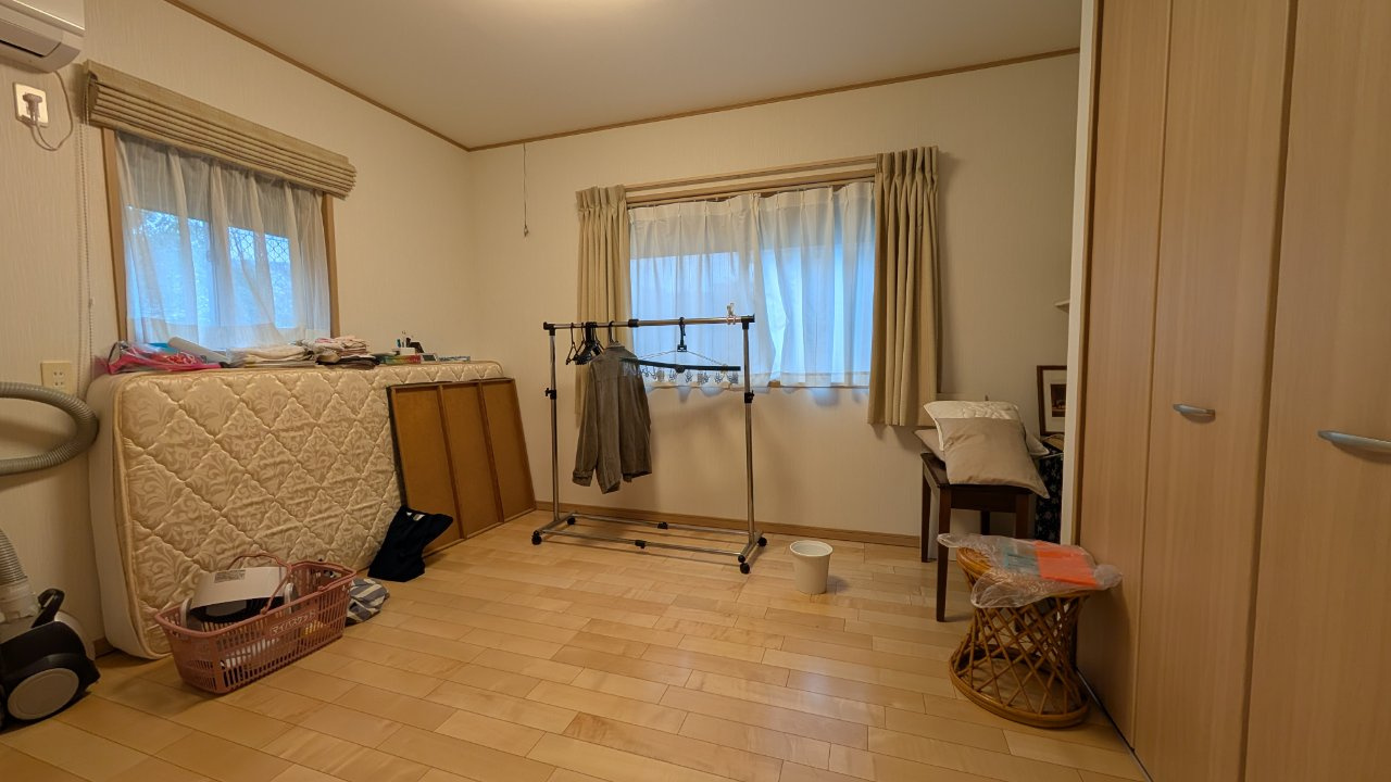 【寝室】の画像