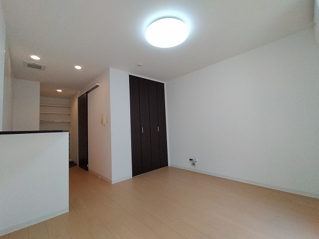 神戸市須磨区須磨浦通６丁目のハイツ