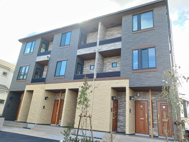 サニーコート伏見の外観