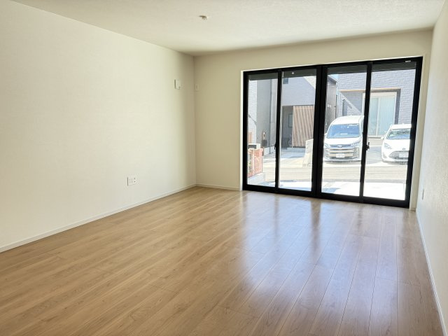 垂水区歌敷山3丁目新築戸建の洋室