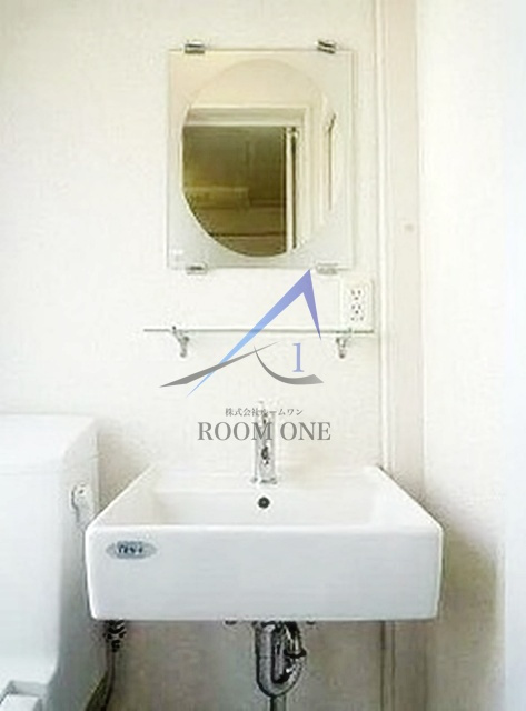 アクス上北沢アパートメンツの洗面所|洗面台です。