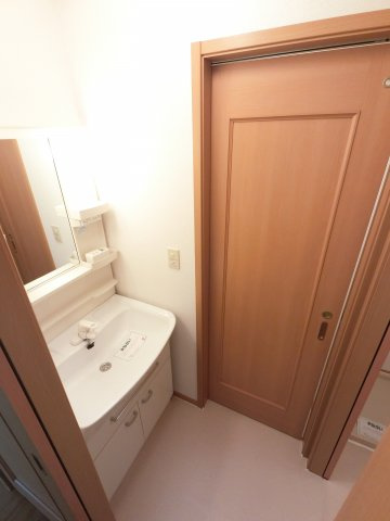 【洗面所】