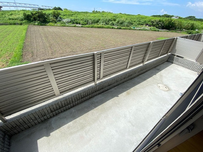 【バルコニー】 | テネラメンテ | 1Fのお部屋です