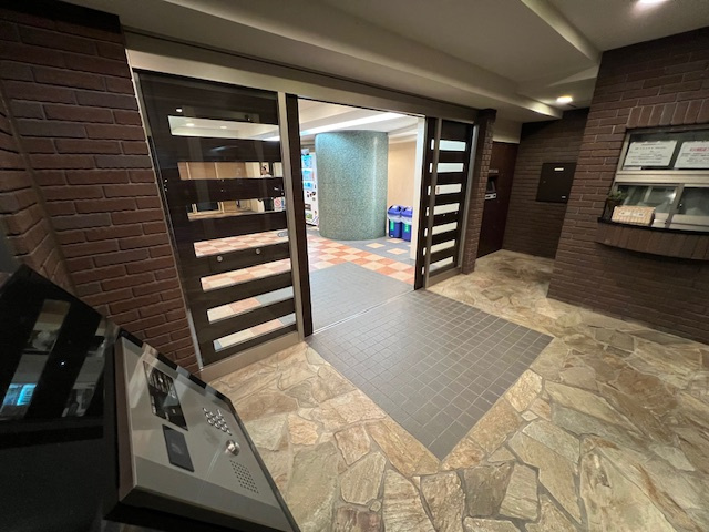 【エントランス】 | サンパーク折尾学園の丘 サウスリッジ（C-11）