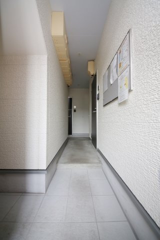 ジュネス明治のロビー