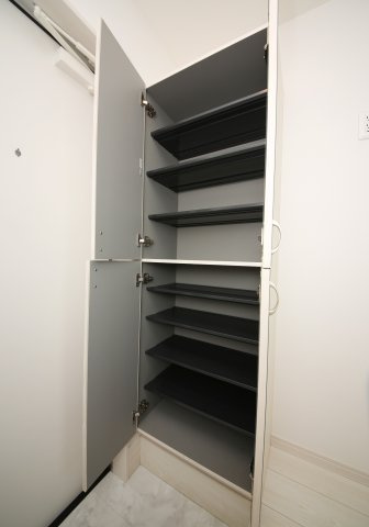 ジュネス明治の収納