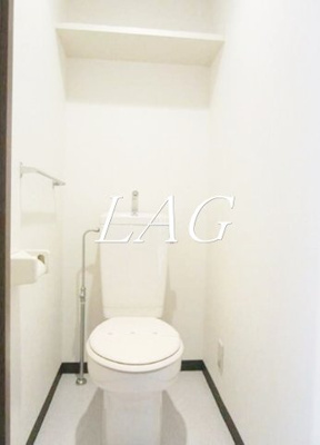 【トイレ】 | クレストコート | トイレです。