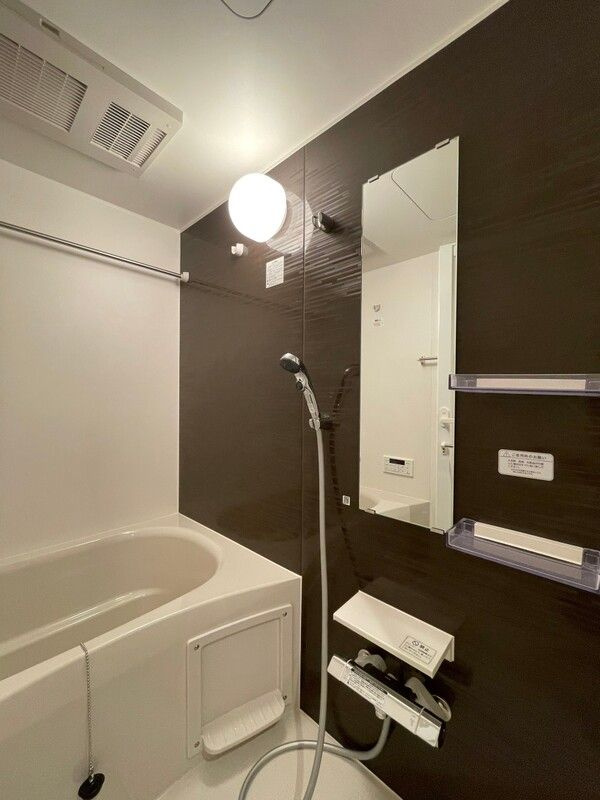 ルミークアン東陽町の浴室