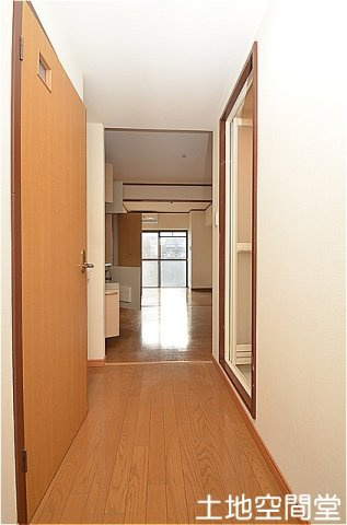 北九州市八幡西区黒崎４丁目の賃貸マンションの玄関