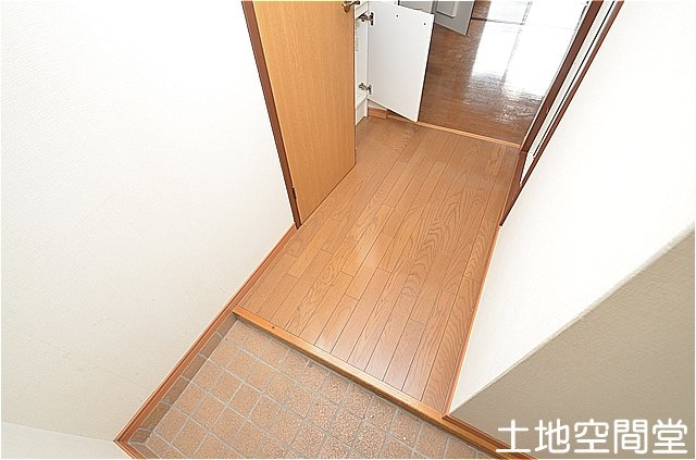 北九州市八幡西区黒崎４丁目の賃貸マンションの玄関