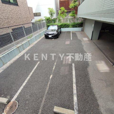 【駐車場】 | ルーブル池上Ⅱ | 駐車場に車を止められます