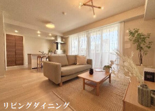 プロスタイル横浜馬車道の居間・リビング