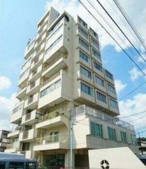 【外観】 | ヴィレッタ菊 | 鉄筋コンクリート造のがっちりとした建物。