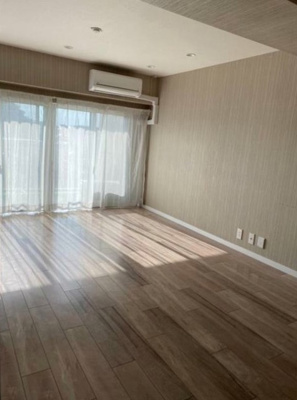 【居間・リビング】 | ヴィレッタ菊 | 明るい洋室！