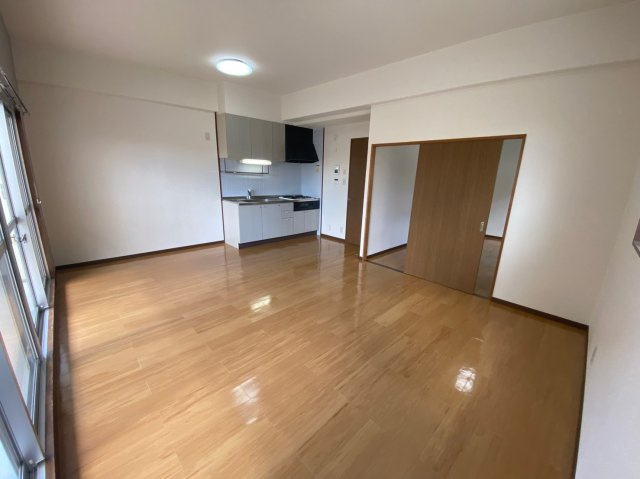 ビッグバードの居間・リビング