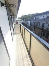 【バルコニー】