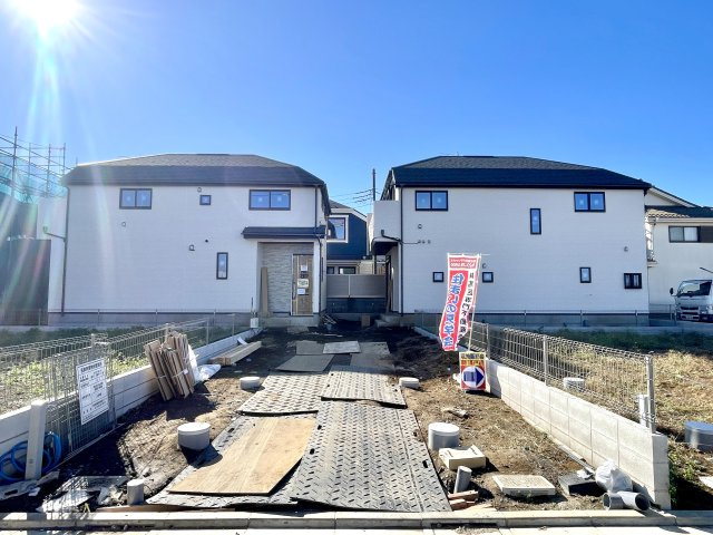 練馬区大泉町2丁目　ZEH水準省エネ邸宅　全7棟の外観