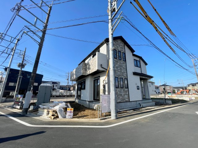 練馬区大泉町2丁目　ZEH水準省エネ邸宅　全7棟の前面道路含む現地写真