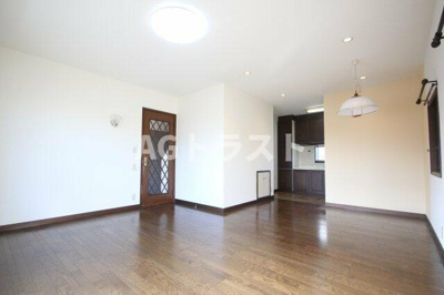 【居間・リビング】 | 桶川泉２丁目戸建