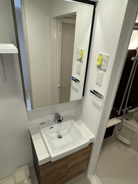 レガリス大島の独立洗面台