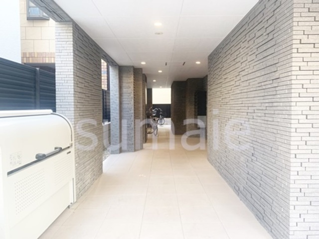 プラティーク王子のエントランス|エントランスです！