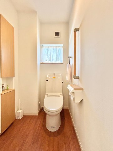 一宮市下田一丁目戸建のトイレ|1階トイレ