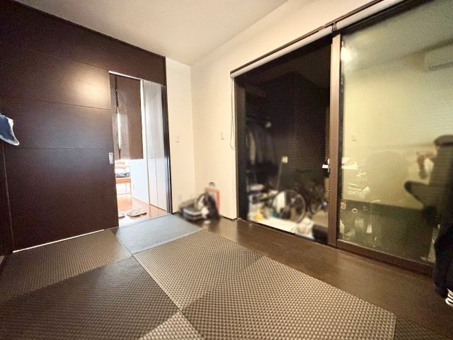 一宮市下田一丁目戸建の洋室|1階洋室約5.0帖