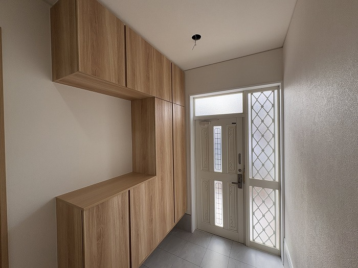 神戸市西区樫野台４丁目戸建の玄関