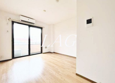 【居間・リビング】 | プリムローズときわ | 洋室のお部屋です。