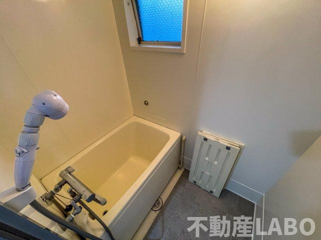 メゾン大久保B棟の浴室