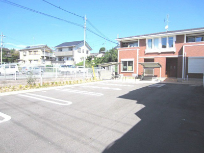 【駐車場】 | ハピネス