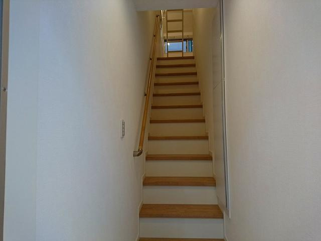 グランツノルム台東の玄関