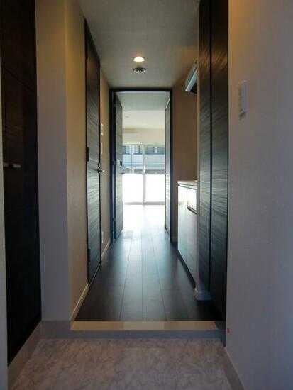 スパシエソリデ世田谷砧の玄関