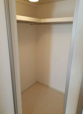 【収納】 | モン・ペルデュ | ウォークインクローゼット完備。