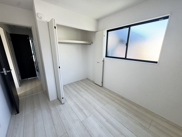 グラファーレ前橋市関根町　1号棟の収納|２階洋室3収納です。