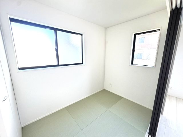 グラファーレ前橋市関根町　1号棟の和室|１階３帖和室です♪ちょっとしたくつろぎスペースにいかがでしょうか。