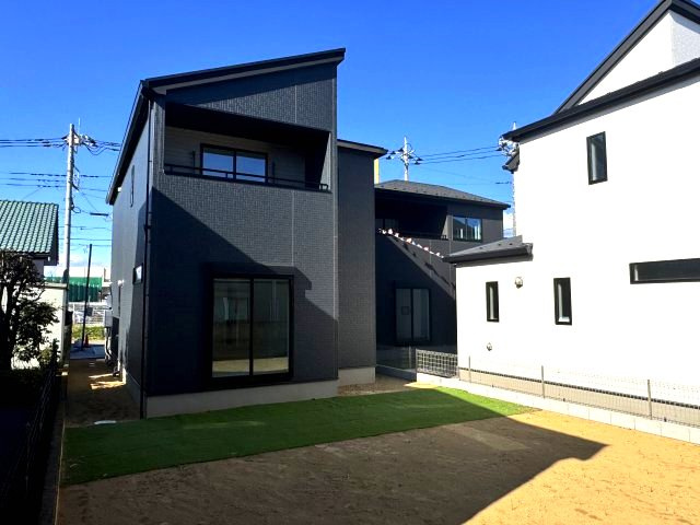 グラファーレ前橋市関根町　1号棟の庭|広々した南庭付きです☆家庭菜園やお庭プールも楽しめる広さがあります！