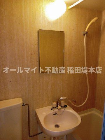 川崎市麻生区高石４丁目の賃貸マンションの洗面所