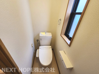 【トイレ】 | 川西市丸山台３丁目中古戸建 | 新品のトイレは温水洗浄便座です♪水廻り全てが新品で気持ちよくご入居していただけます！！