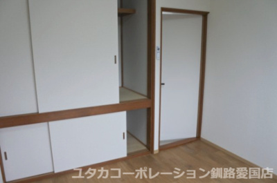 【寝室】 | 武佐3丁目5-261売家 | 2階洋室◆