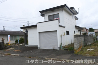 【外観】 | 武佐3丁目5-261売家 | 小学校まで約４分☆お子様の通学も安心の立地ですね♪