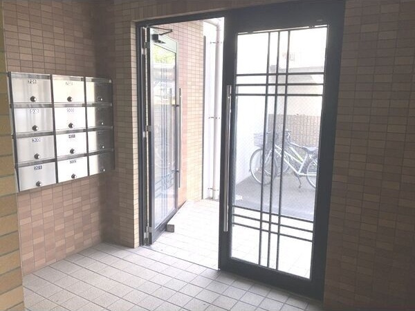 PeacH花の家のロビー